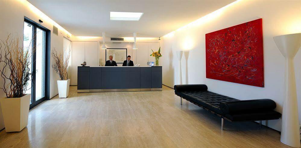 Western Ars Hotel Roma